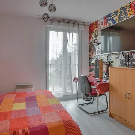 Maison Rimbaud * Saint-Denis-les-Bourg