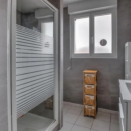 Maison Rimbaud Saint-Denis-les-Bourg
